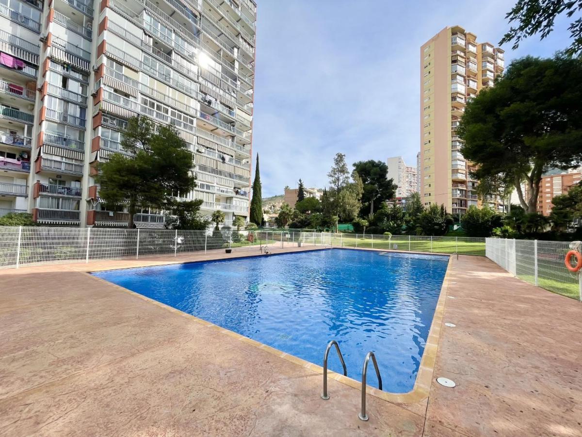 ベニドルムTorre Colonアパートメント エクステリア 写真